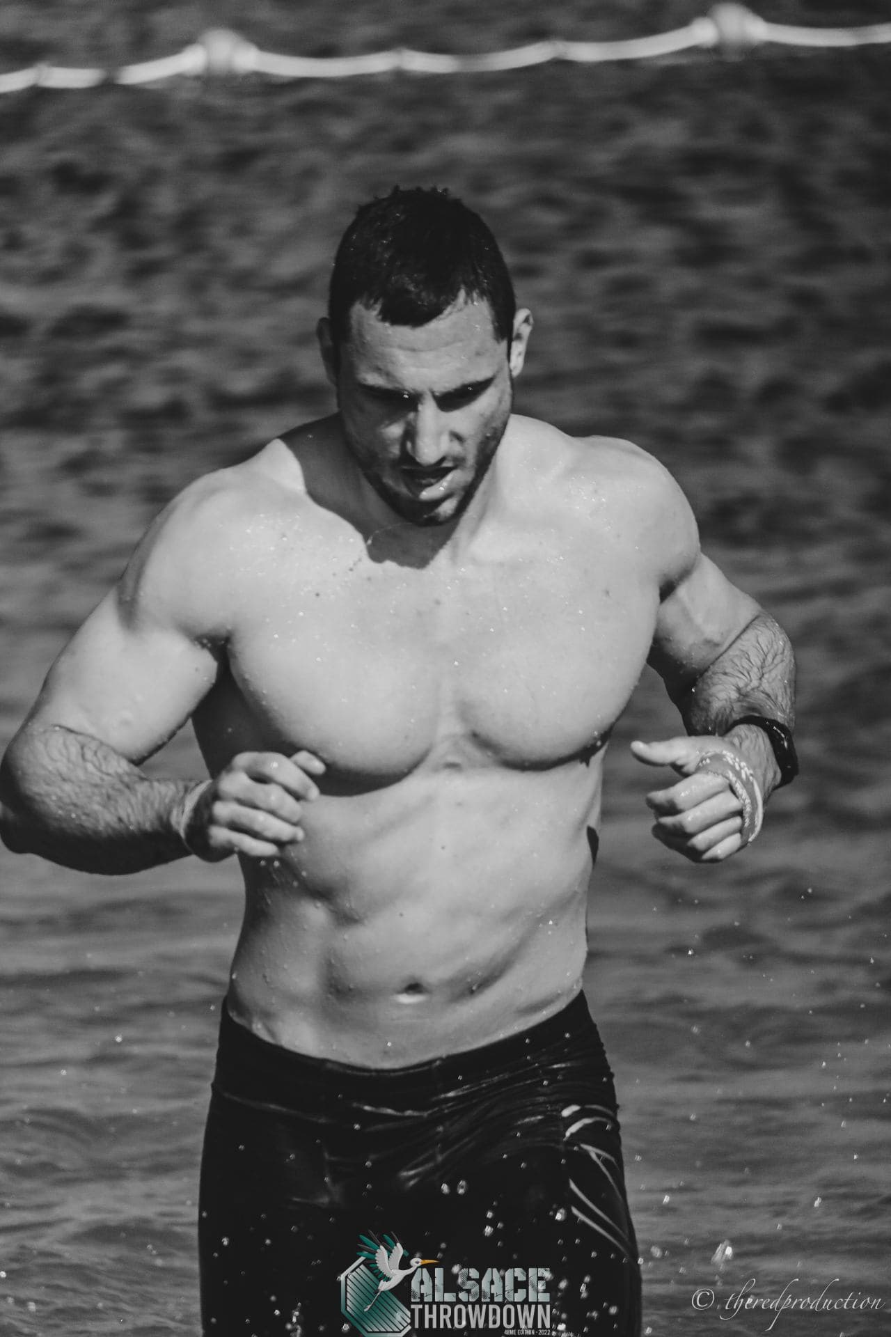 Roman Mathys leaving the water after the swim event