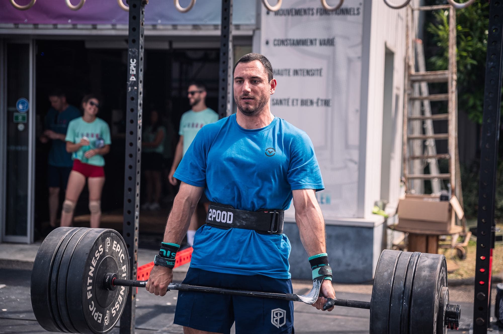 Roman Mathys on a heavy deadlift